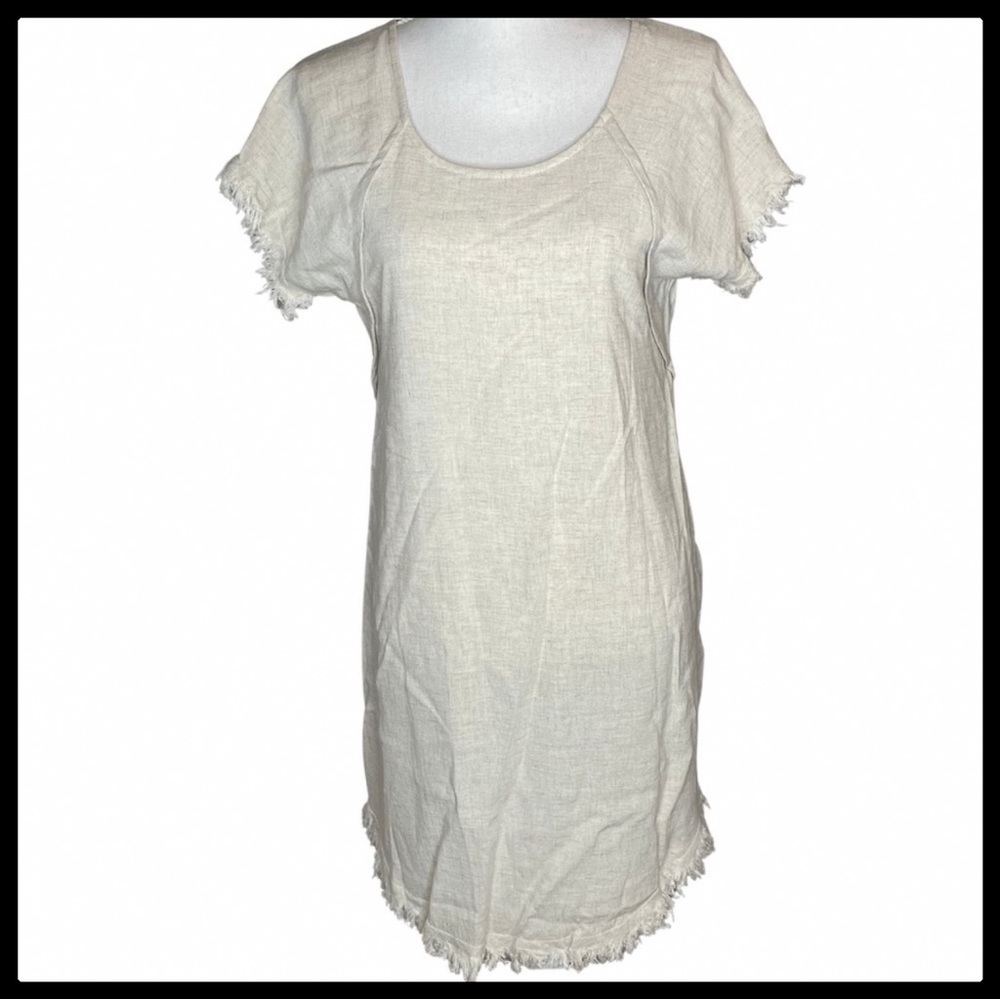 Chelsea and Theodore Fringe Hem Short Sleeve Dress